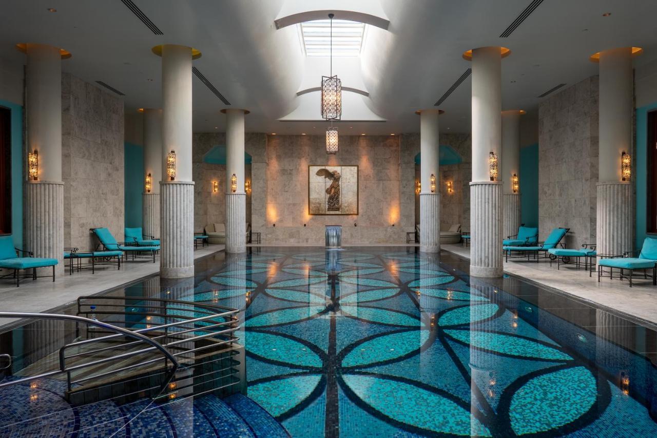 Four Seasons Hotel Istanbul At The Bosphorus Esterno foto
