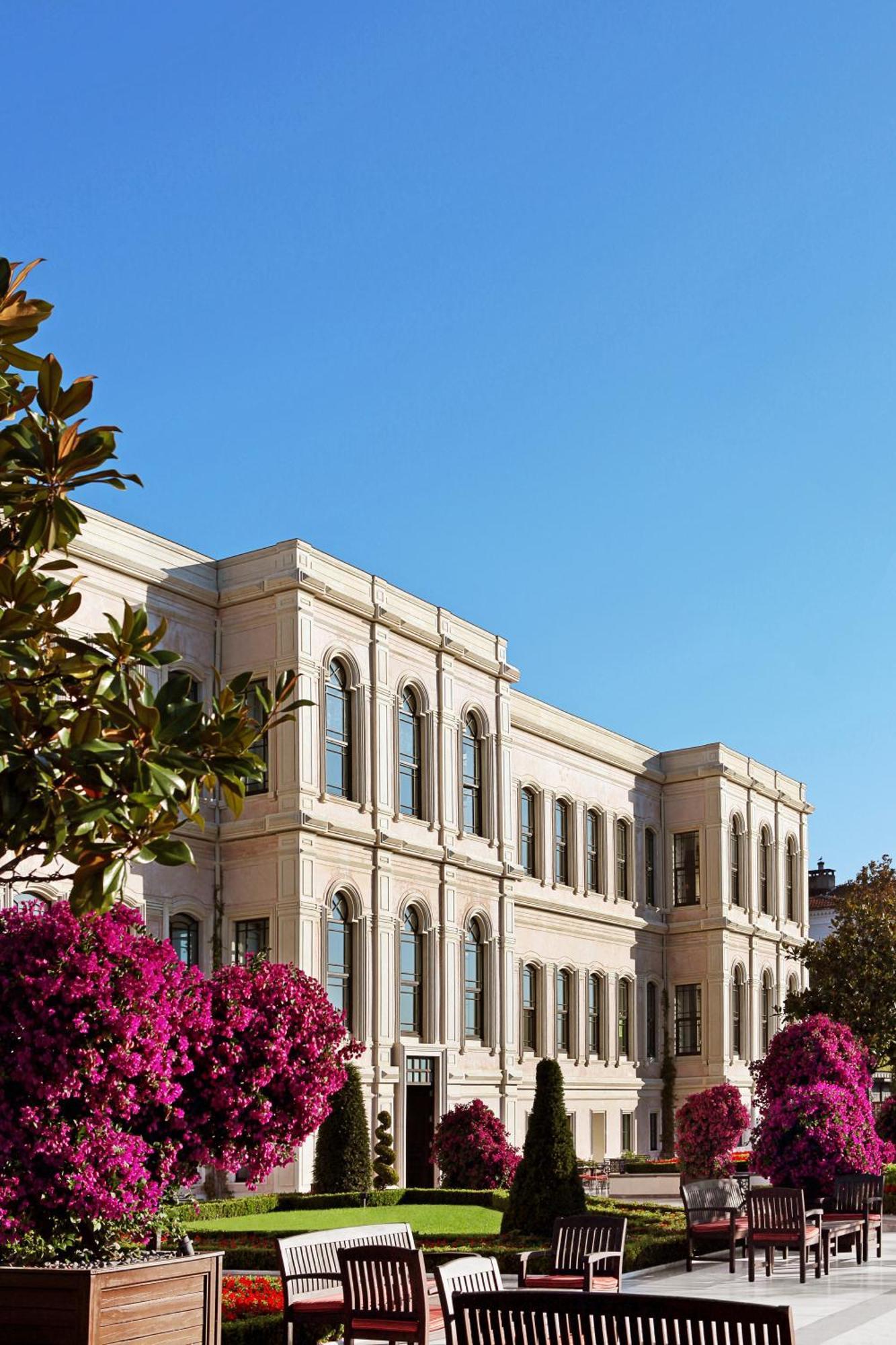 Four Seasons Hotel Istanbul At The Bosphorus Esterno foto