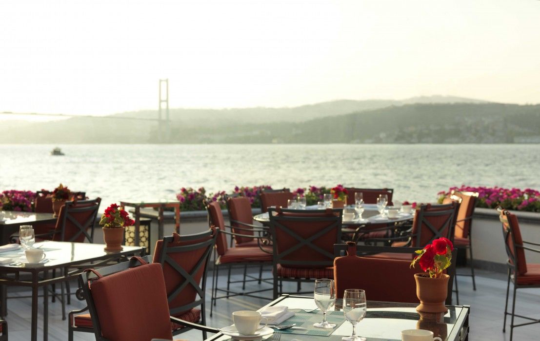 Four Seasons Hotel Istanbul At The Bosphorus Esterno foto